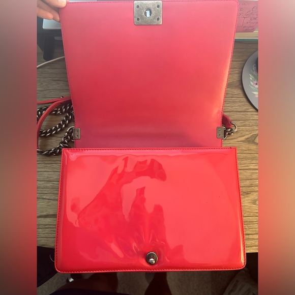 Chanel Medium Boy Bag 🦄 - Picture 3 of 12